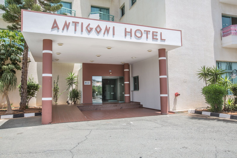Tsokkos Antigoni Hotel