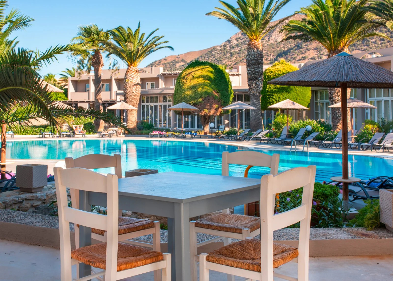 Bravo Smart Akti Beach