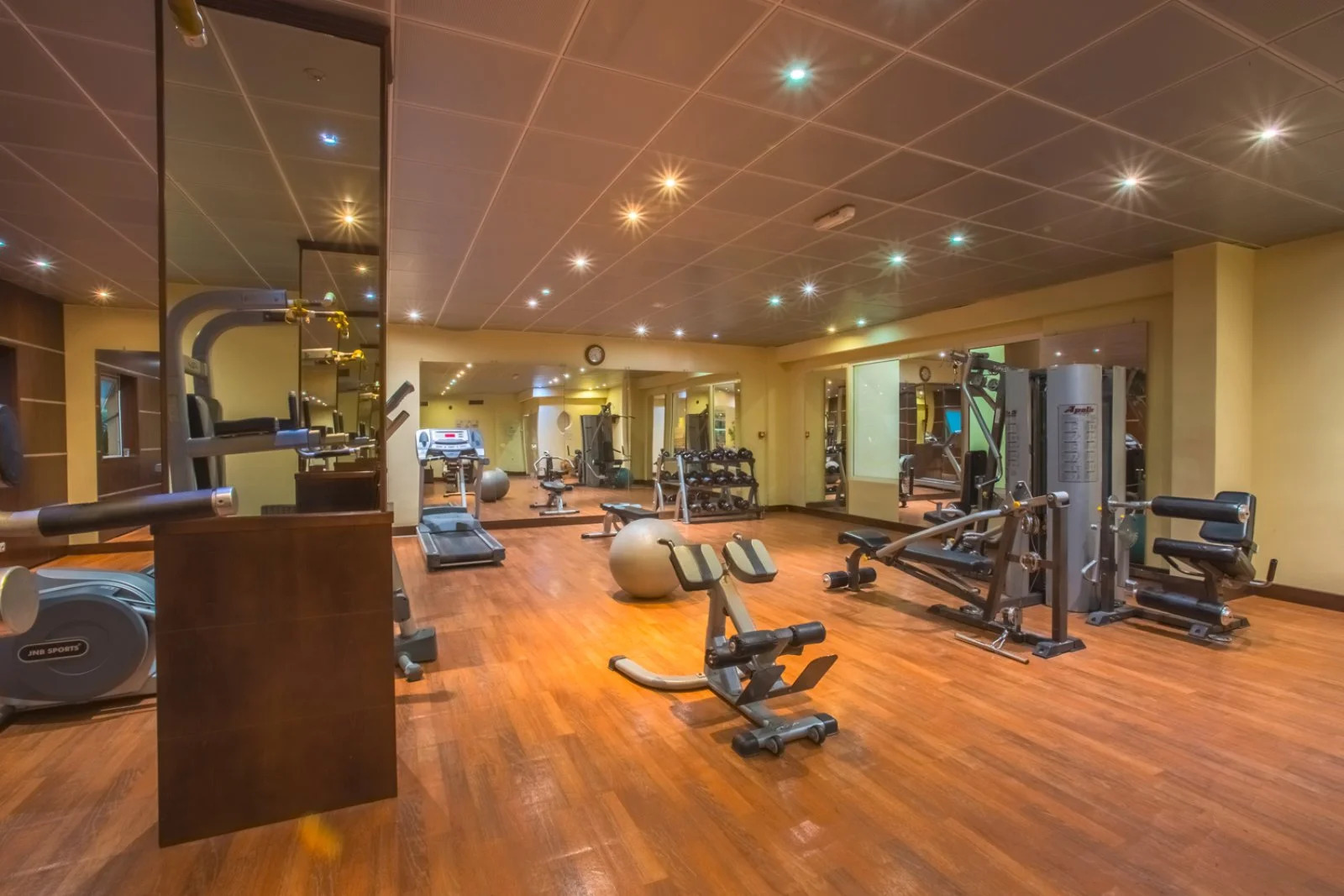 Bravo Smart Akti Beach