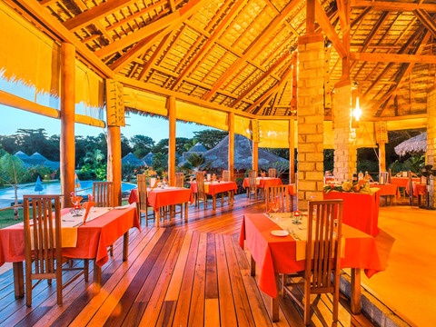 Loharano Beach Hotel