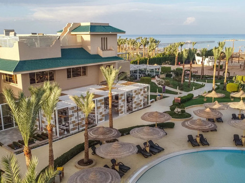 Alpiclub Coral Sea Holiday Resort