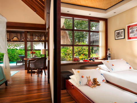 Four Seasons Kuda Huraa