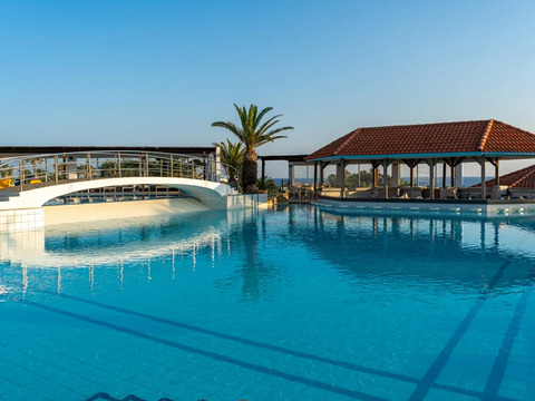 Alpiclub Annabelle Beach Resort