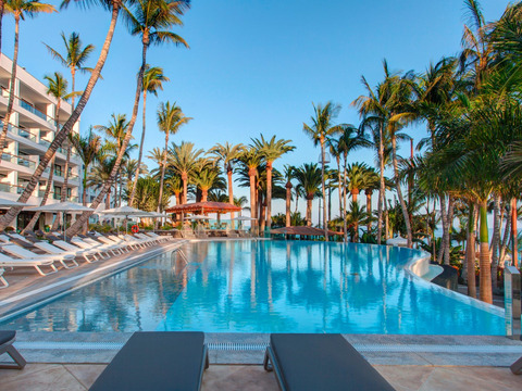 Hotel Fariones