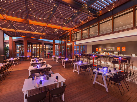 Canopy By Hilton Dubai Al Seef