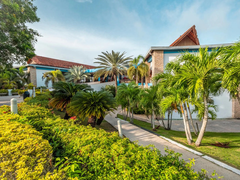 Bravo Smart Decameron Baru'