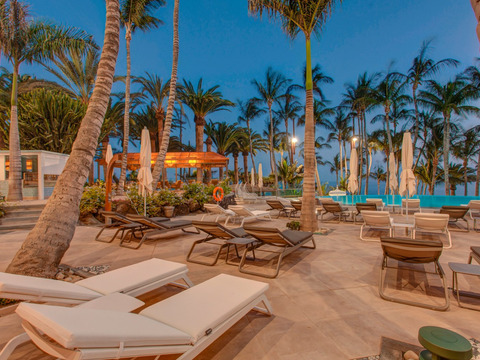 Hotel Fariones