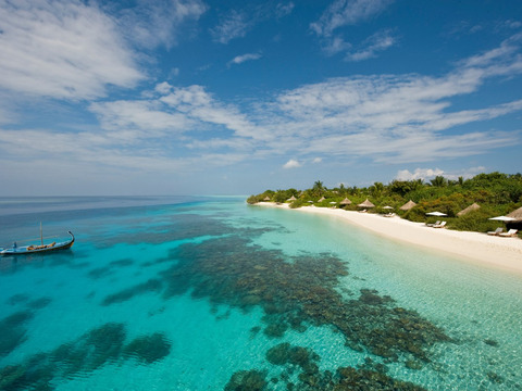 Four Seasons Landaa Giraavaru