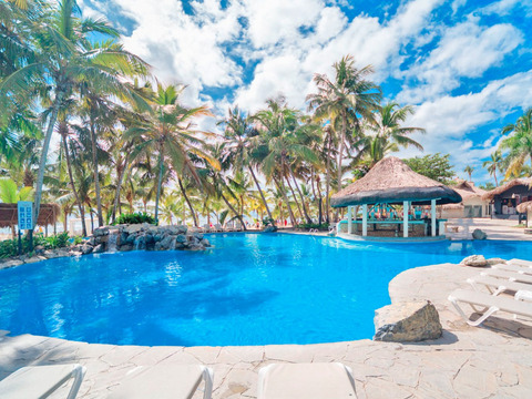 Coral Costa Caribe Beach Resort