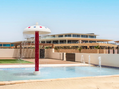 Seaclub Royal Horizon Ponta Sino