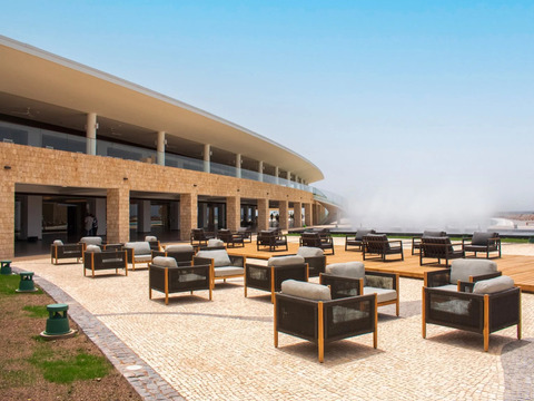 Seaclub Royal Horizon Ponta Sino