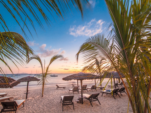 Royal Beach Hotel