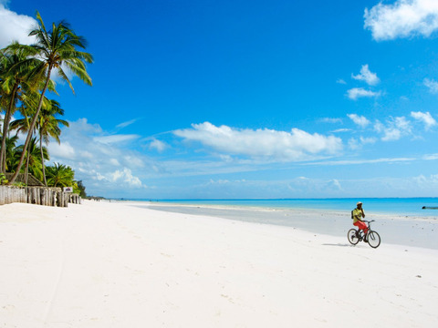 Sultan Sands Island Resort