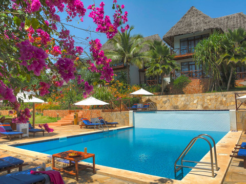 Sultan Sands Island Resort