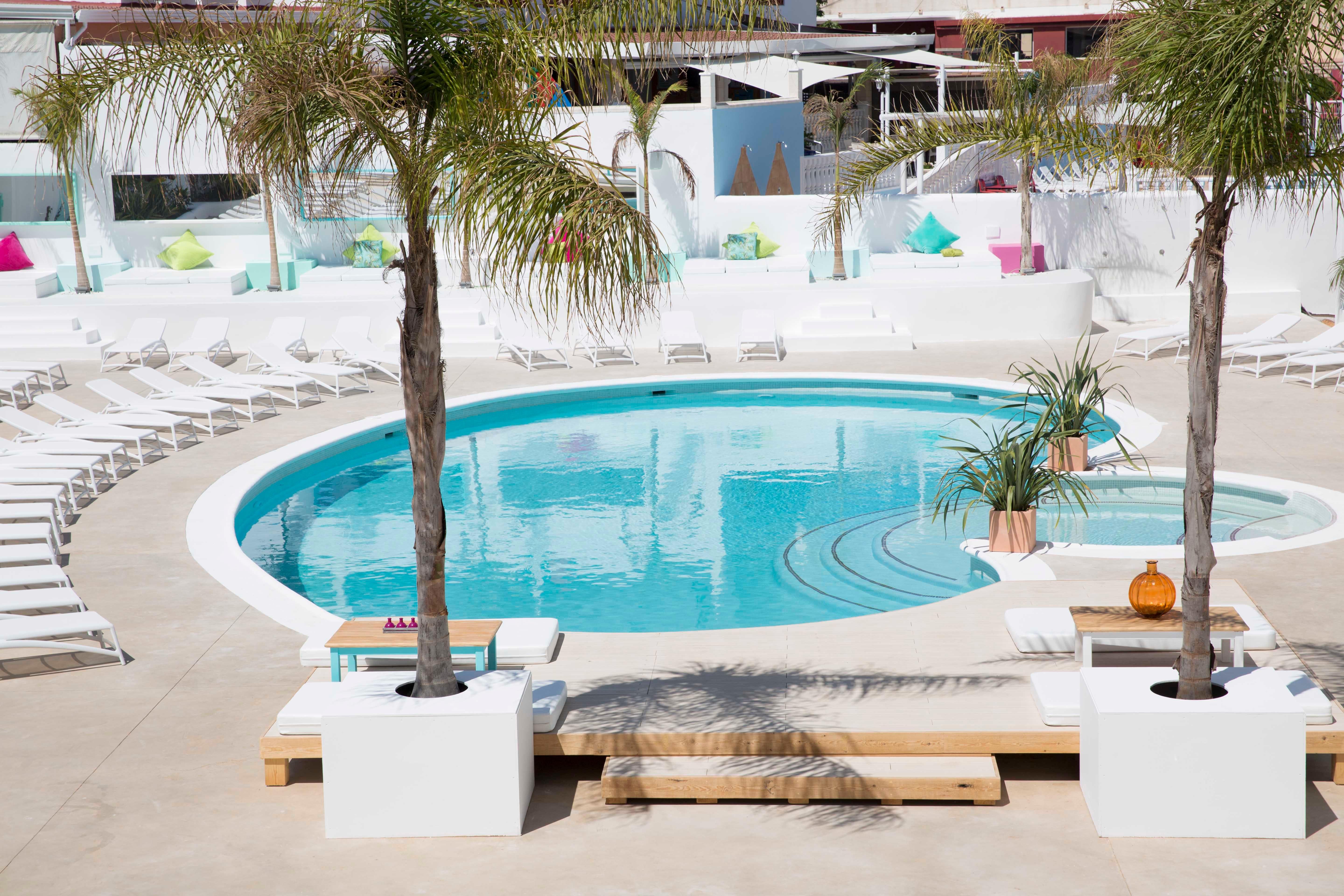 The Beach Star Ibiza Aparthotel - Adults Only