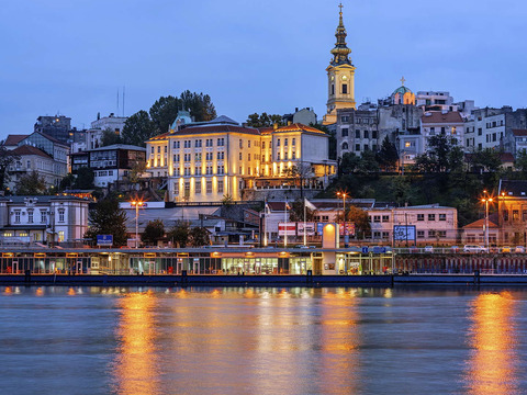 Ponte dei Santi Tour Belgrado e Novi Sad