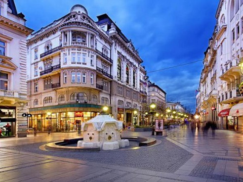 Ponte dei Santi Tour Belgrado e Novi Sad
