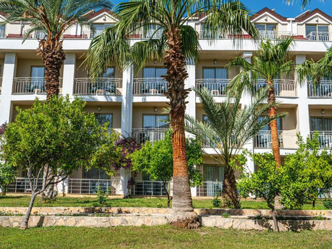 Estate per single sulla costa turca