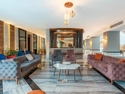 Estate per single sulla costa turca