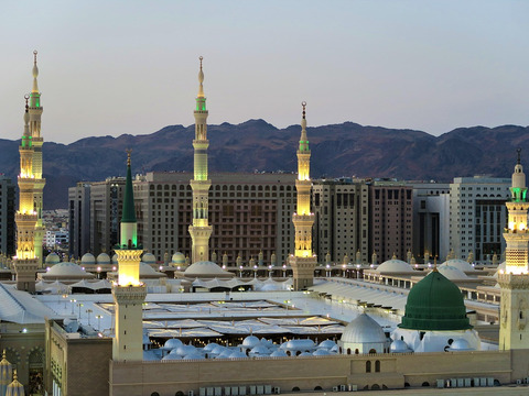 Pasqua per single Tour Arabia e Alula 