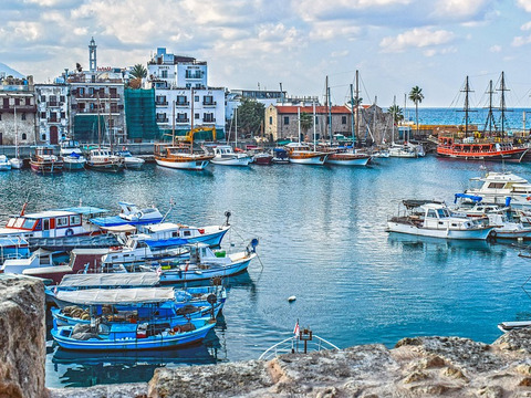 Settimane per single a Cipro