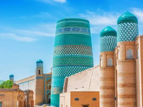 Ponte 25 aprile Tour Uzbekistan